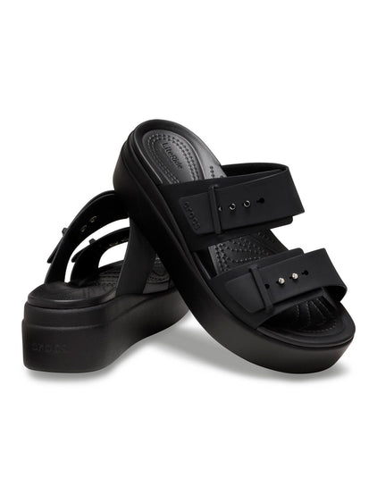 Sandalia Mujer Plataforma Brooklyn Buckle Negro Crocs