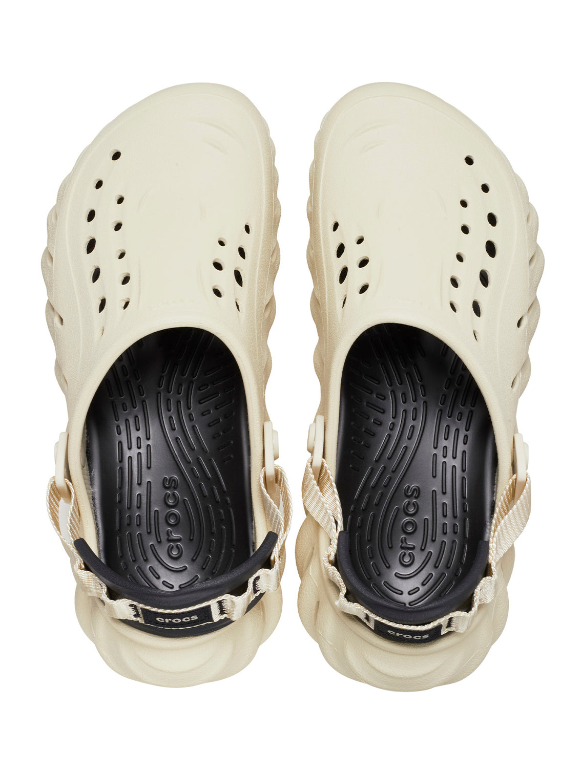 Zueco Unisex Echo Clog Beige Crocs