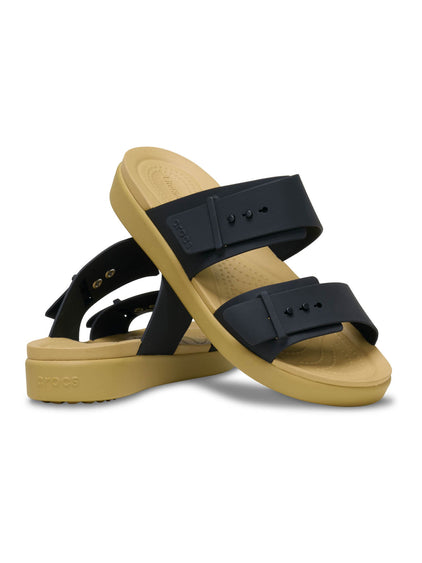 Sandalia Mujer Brooklyn Buckle Low Beige/Negro Crocs