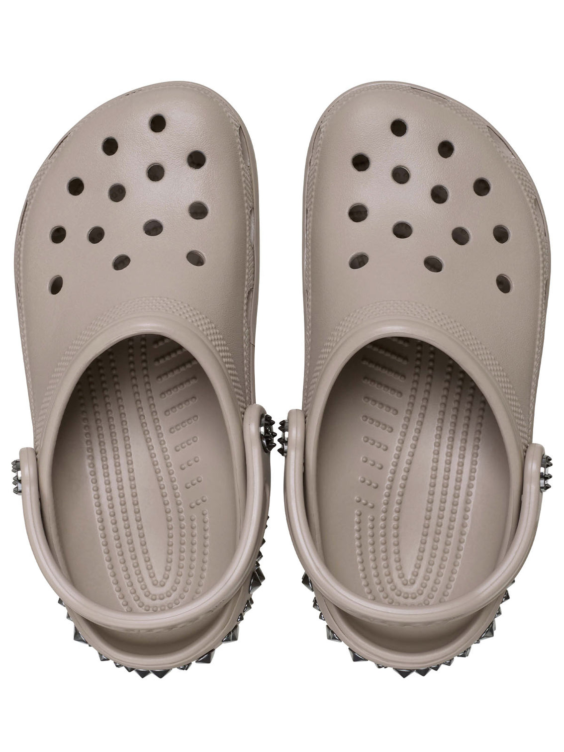 Zueco Unisex Classic Studded Clog Café Crocs